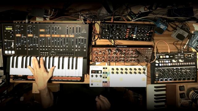 Behringer, Arturia & Continuumini Synth Jam #3 смотреть онлайн