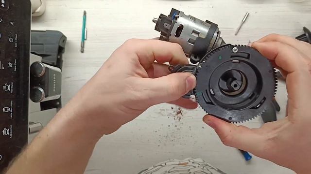 Кофемашина Philips - загорелись три индикатора? Сыплется молотый кофе из корпуса? Вам сюда !!! смотреть онлайн