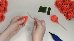 Красивые РОЗЫ за пару минут из бумаги своими руками ЛЕГКО и ПРОСТО.DIY beautiful ROSES made of pape