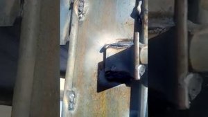 Фиксатор открытых бортов зерновоза