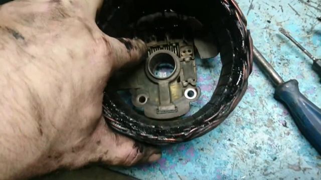 Ремонт генератора Mazda MPV. смотреть онлайн