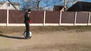 Легко ли научиться ездить на моноколесе? Можно ли научиться без инструктора?