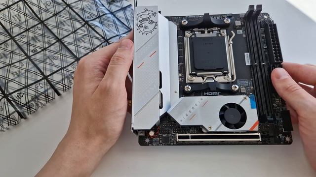 Обзор на материнку Msi Mpg B650i Edge Wifi