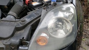 how to replace ford fiesta mk6 headlight