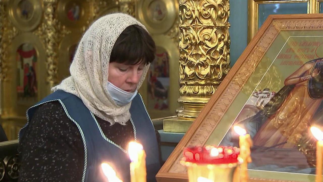 Православные верующие отмечают Крещенский сочельник