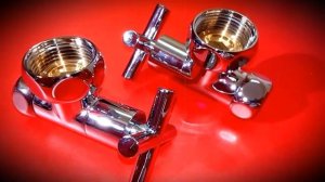 Вентиль угловой Luxon хромированный 1* на 3/4 гайка гайка