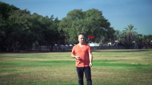 PowerUp 3.0- Smartphone Controlled Paper Planes смотреть онлайн