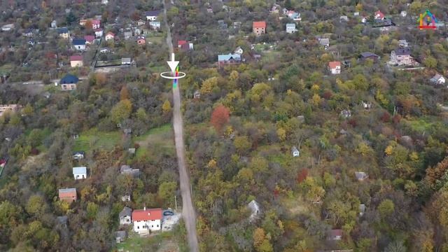 Огляд доїзду до котеджу, барн-хаусу, вул. Горіхова