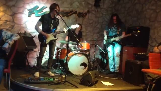 Трио Михаила Кистанова в Ярославле (3) смотреть онлайн