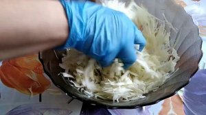 Самый простой и вкусный салат из капусты на каждый день! Рецепты домашней кухни.