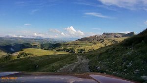 Спуск с плато Бермамыт на Дарго Х