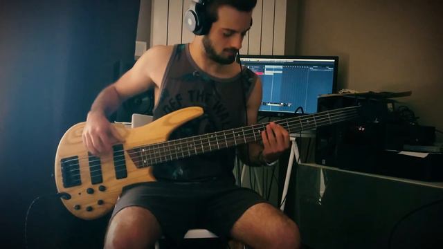 Issues - "The Realest" Bass Cover by NiKo смотреть онлайн
