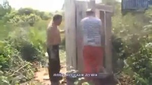 Как весело и быстро построить туалет на даче