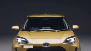 Новый Toyota Yaris Cross 2021 - малый гибридный внедорожник