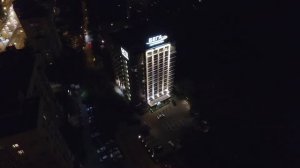 гостиница бега ночью