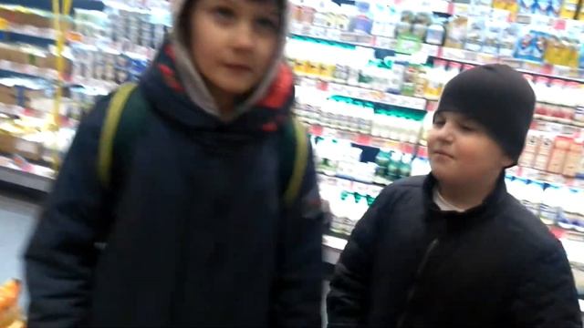 TRAMO VLOG | МАГАЗИН BILLA смотреть онлайн