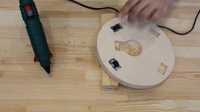 Как сделать поворотный, демонстрационный стол. Смотреть тут. смотреть онлайн