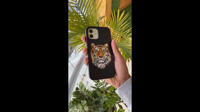 Santa Barbara Polo and Racquet Club Savanna Tiger Back Case Cover смотреть онлайн