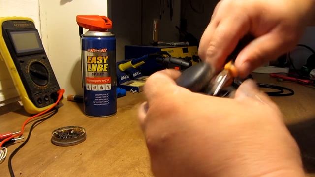 как убрать волосы из колесиков кресла смотреть онлайн