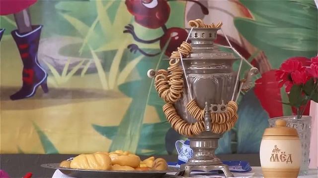 Музыкальная сказка"Муха-цокотуха " смотреть онлайн