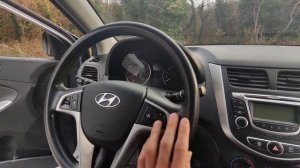 HYUNDAI SOLARIS 1.4 hatchback 2013 года Обзор