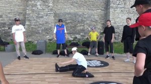 Брейк-данс группа "Хоть отбавляй!". День молодёжи в Пскове