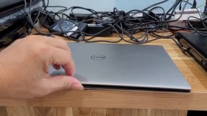 dell xps 13 9343  intel core  i7 5500u ram 8gb . ssd 512gb. màn 13.3 inh full hd. 0966594581