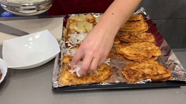 Мясо по французски с Куриным филе . Лесная Отбивная с грибами . Основное блюдо . Готовит Елена