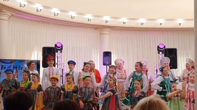 Матушка Россия. Ансамбль Аюшки. Рук. Бычкова О.М., хореогр. Наумова А.А. смотреть онлайн