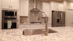 Чем отмыть жир на кухне в домашних условиях?