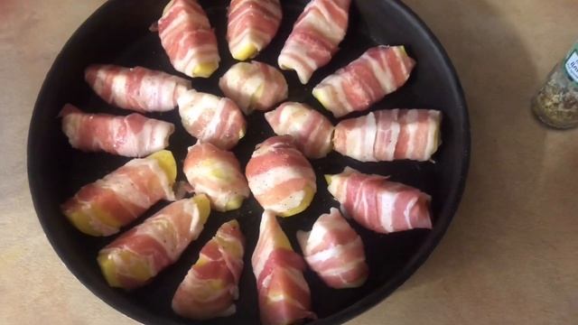 Картошка в беконе/блюда из картошки/что приготовить из картошки/праздничное блюдо из картошки смотреть онлайн