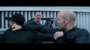 Хоббс и Шоу спорят кто лучше!