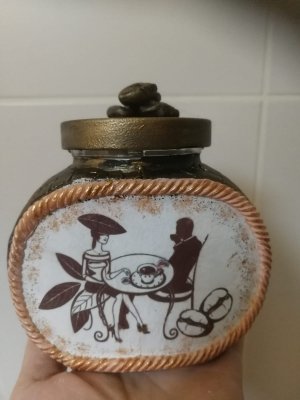 Декупаж стеклянной банки.mp4