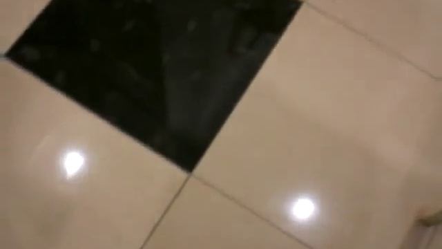 Резка керамогранита стеклорезом.flv