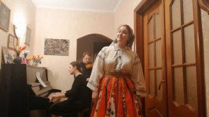 "Casuta noastra" молдавская народная песня. исп. Унтила Елизавета