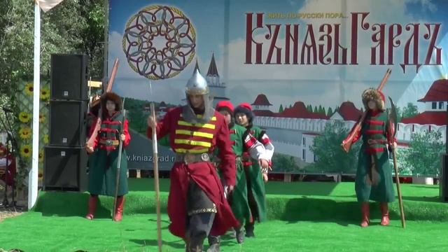 01 Колесо истории России в костюмах разных эпох смотреть онлайн