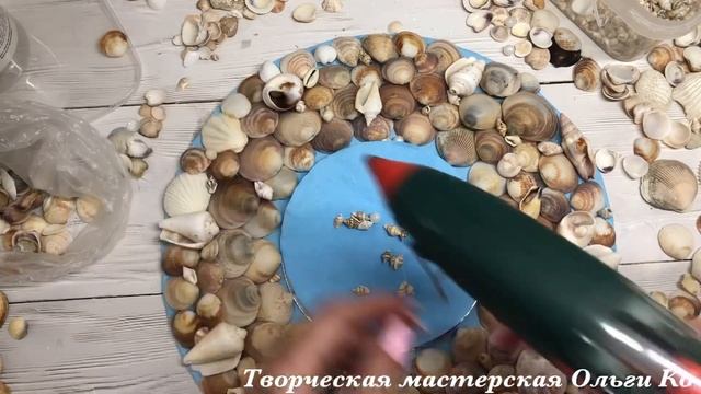 Декор зеркала ракушками