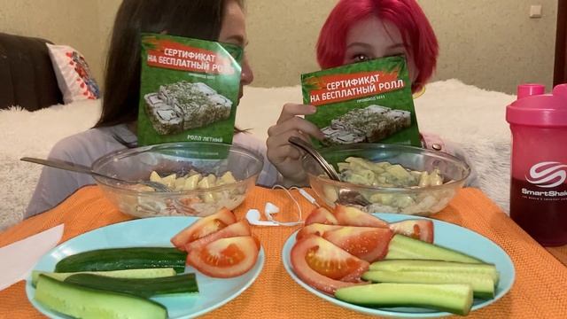 МУКБАНГ?МАКАРОНЫ В СЛИВОЧНОМ СОУСЕ С КУРИЦЕЙ И ШАМПИНЬОНАМИ/Ужин перед соревнованиями/MUKBANG