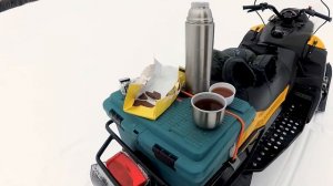 Снегоход Tiksy 250 небольшой обзор и попутное снятие флагов на озере