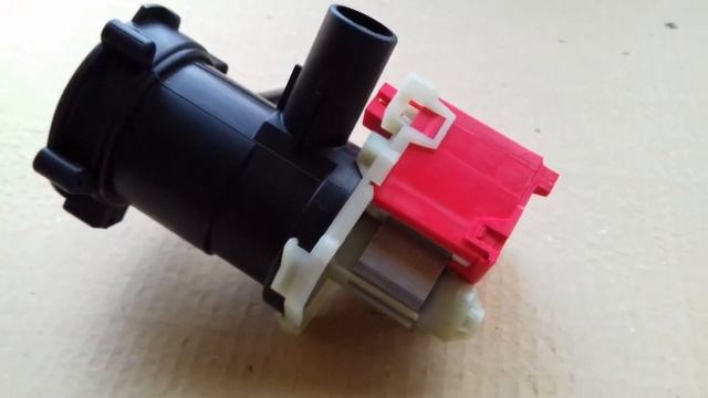 Насос (помпа) BOSCH для стиральной машины (82012007) смотреть онлайн