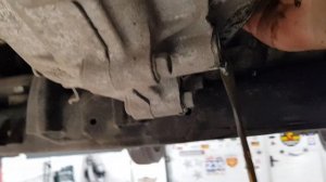 KIA SOUL EV. Замена масла в редукторе.