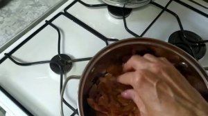 Грудинка в луковой шелухе