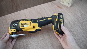 Dewalt DCS355N-XJ Oscillating Multi-tool XR 18v review Dom's Tool box