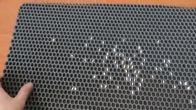 Коврик под туалет для кошек и клетку грызунов Антицарапки смотреть онлайн