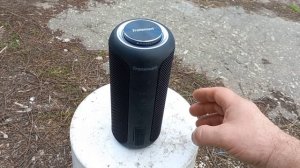 Включаем автономную музыкальную колонку Тронсмарт Т6+