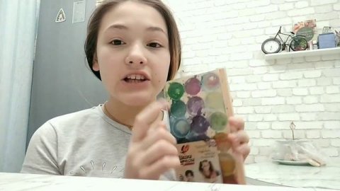 Богатая-Бедная.Какой подарок га день рождения принесëт бедная. Снимала 19 января 2023 года