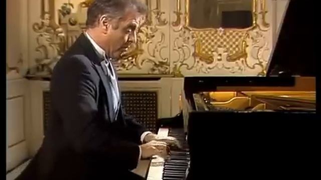 Mozart Piano Sonata No 16 C major K 545 Barenboim смотреть онлайн
