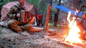 Мужское воспитание, походная песня "По горам Карпатским метелица вьётся"