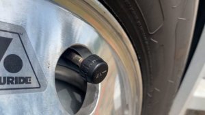 Cистема контроля давления в шинаx для грузовика TPMS