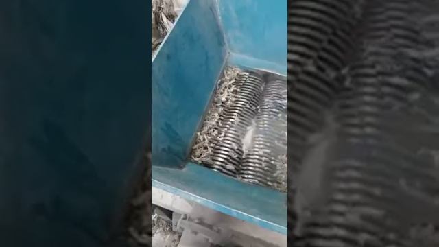 Шредер МСК-800 работа на биг-бегах 1000кг/ч смотреть онлайн